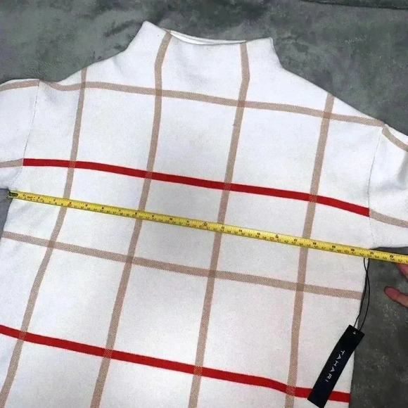TAHARI Grid Pattern Sweater WHITE, BROWN AND RED LINES COLOR, Size M mockneck. - Picture 1 of 8